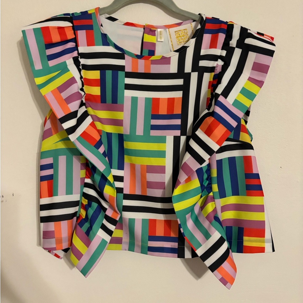 Women’s Multi-Color Geometric Ruffle Sleeve Top